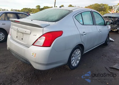 2018 Nissan Versa 1.6 Sv z USA, uszkodzony, nr VIN 3N1CN7AP7JL877837